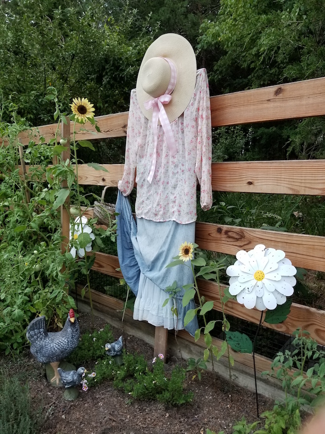 Scarecrow lady